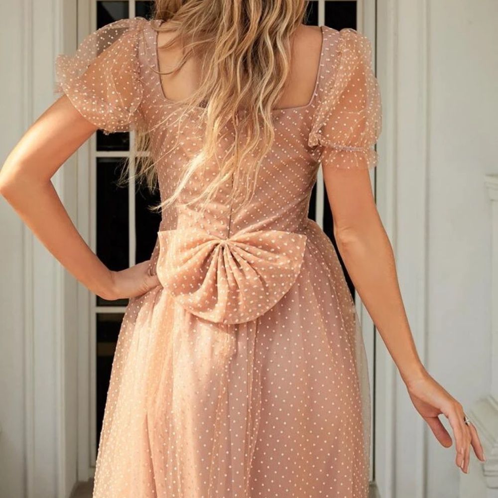 Puff sleeve back bow dress